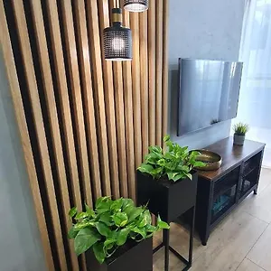 https://apartament-midnight-blue.hotelswroclaw.com